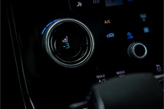 Land Rover Range Rover Velar – thumbnail 26