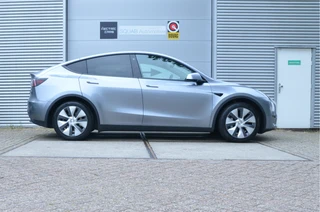 Tesla Model Y – thumbnail 4