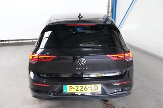 Volkswagen Golf – thumbnail 3