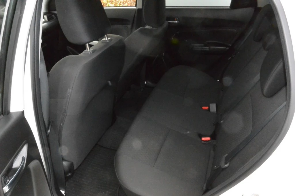 Suzuki Swift – foto 22