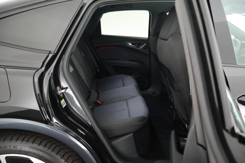 Audi Q4 Sportback e-tron – foto 11