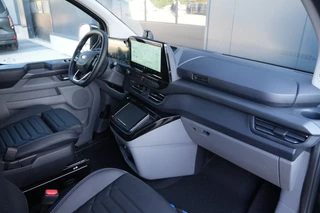 Ford Tourneo Custom – thumbnail 43