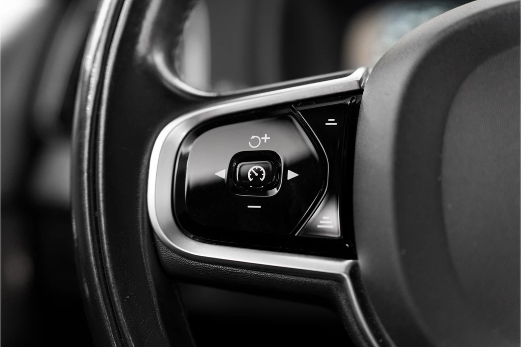 Volvo XC90 – foto 33