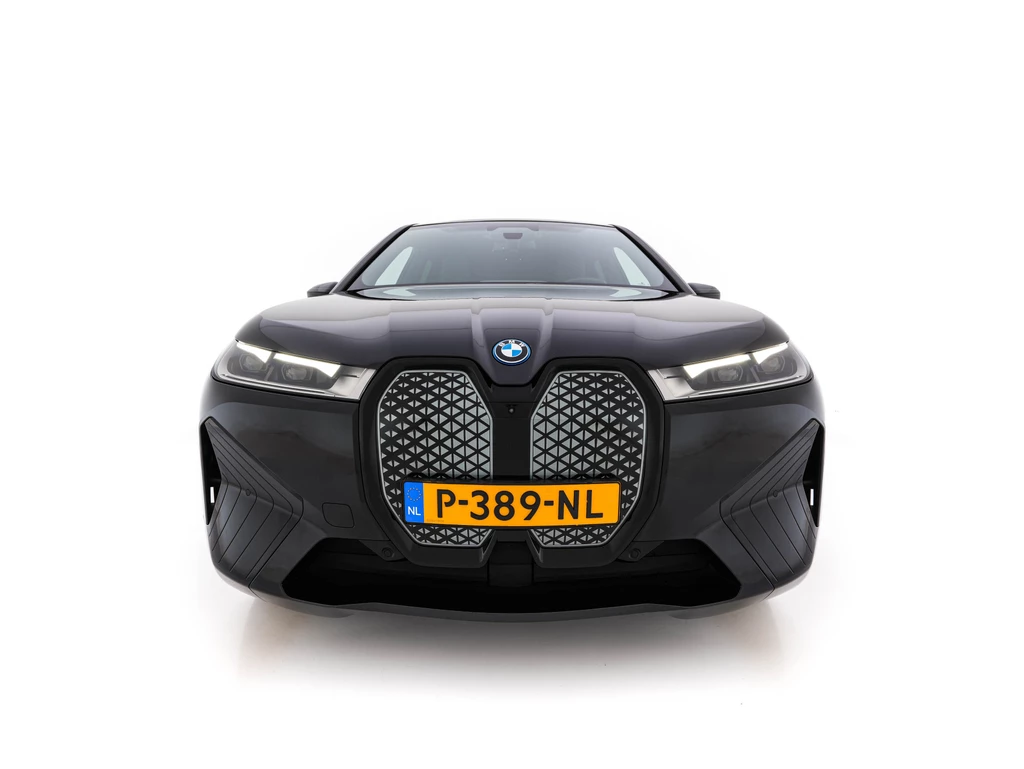 BMW iX – foto 7