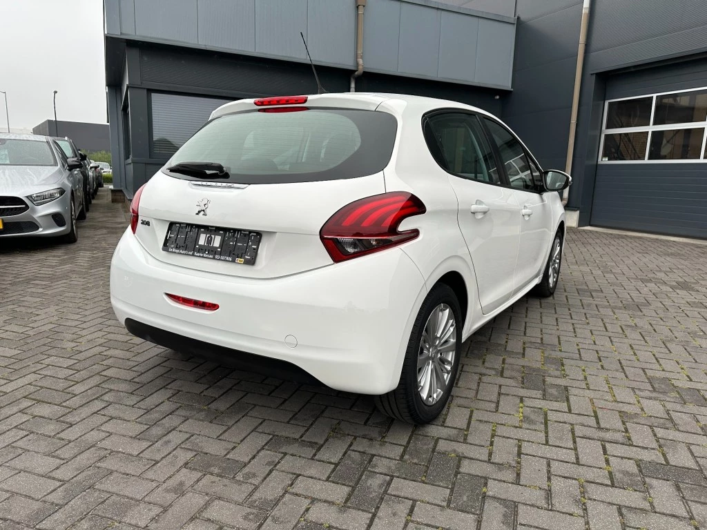 Peugeot 208 – foto 4