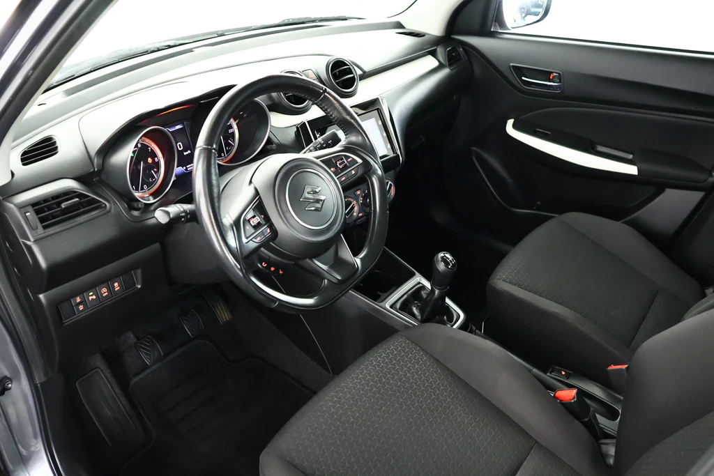 Suzuki Swift – foto 9
