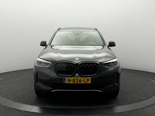 BMW iX3 – thumbnail 7