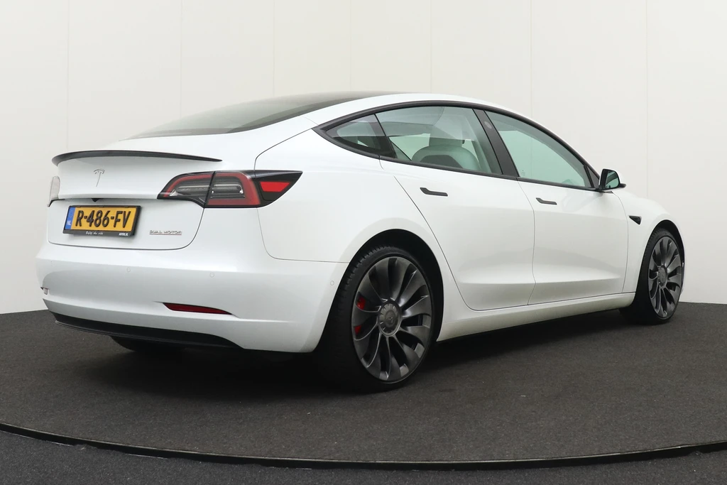 Tesla Model 3 – foto 4
