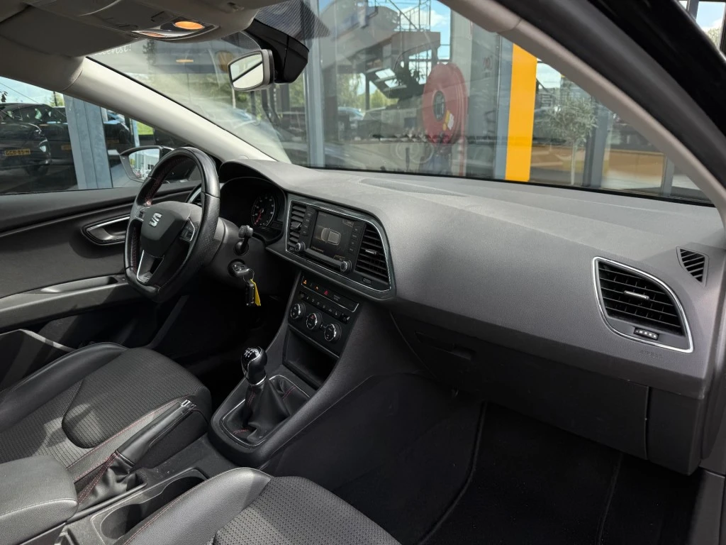 SEAT Leon – foto 16