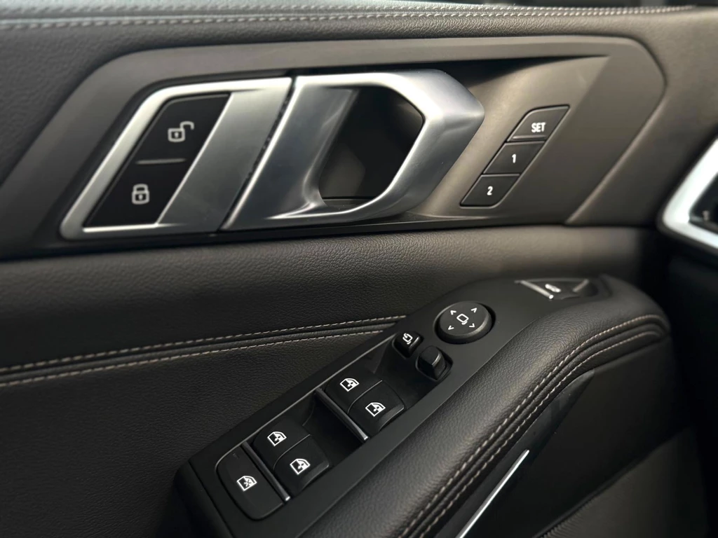 BMW X5 – foto 9