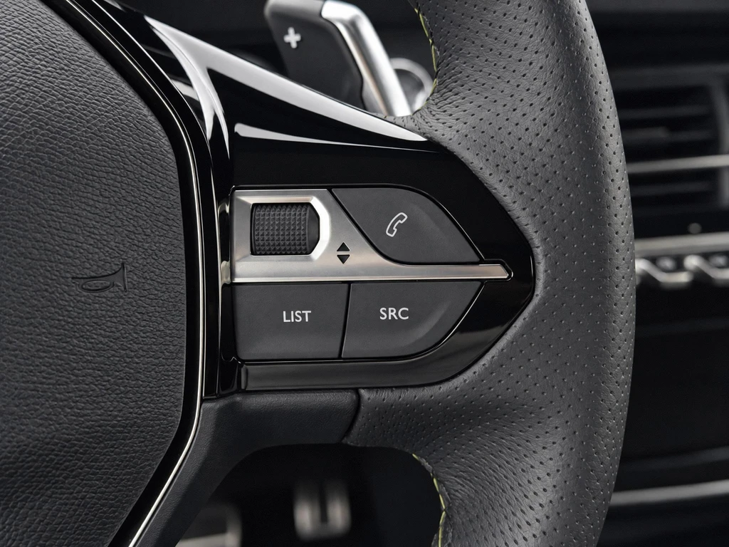 Peugeot 208 – foto 24