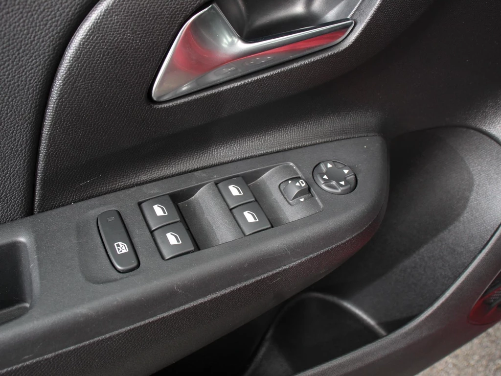Opel Corsa – foto 12