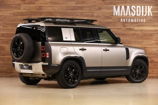 Land Rover Defender – thumbnail 7