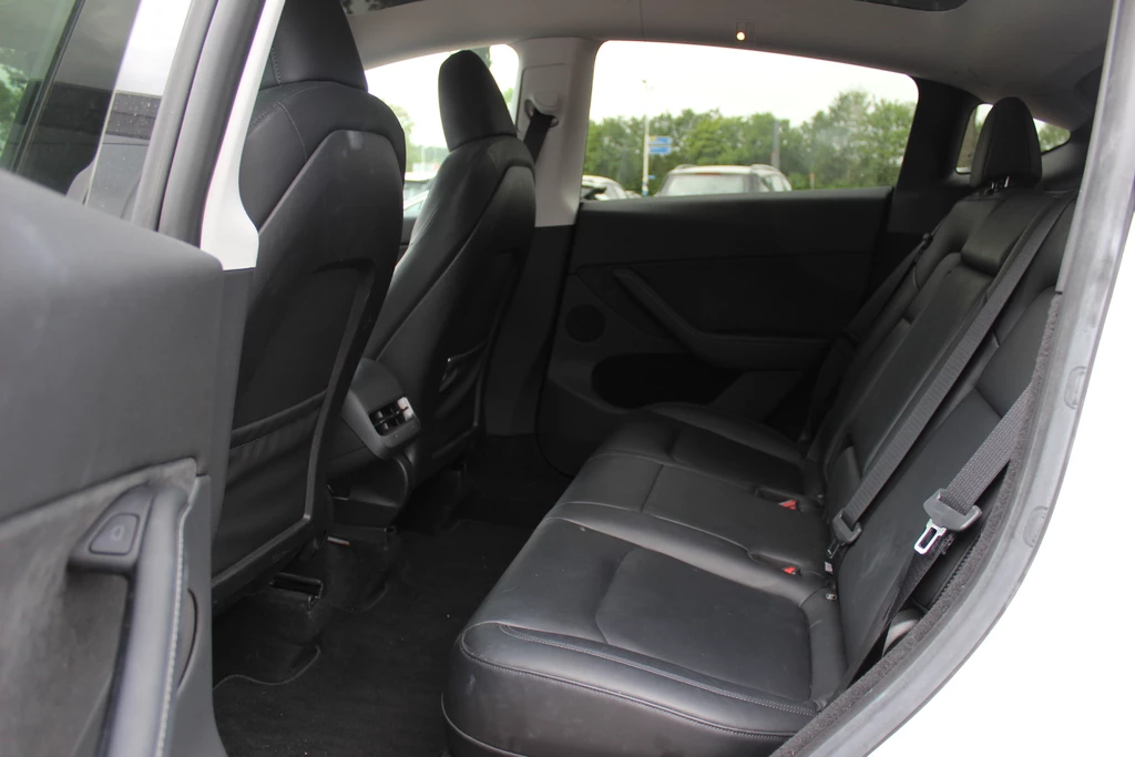 Tesla Model Y – foto 13