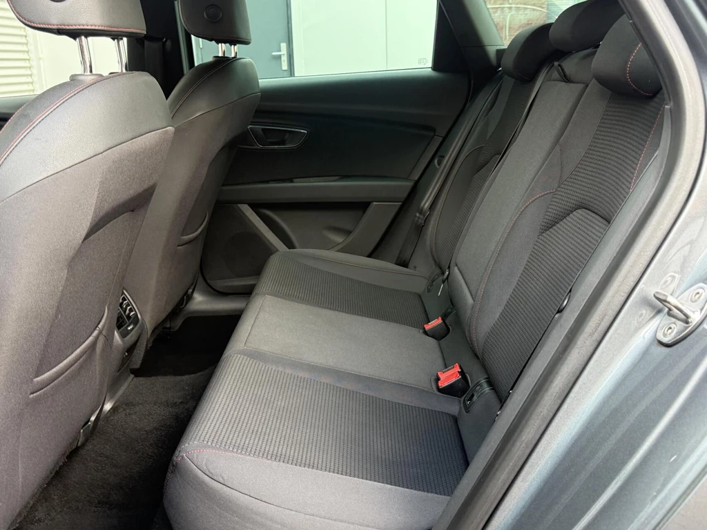 SEAT Leon – foto 11