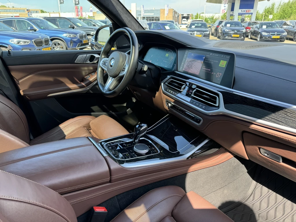 BMW X7 – foto 16