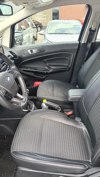 Ford EcoSport – thumbnail 8
