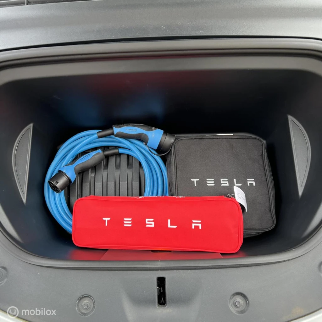 Tesla Model Y – foto 19
