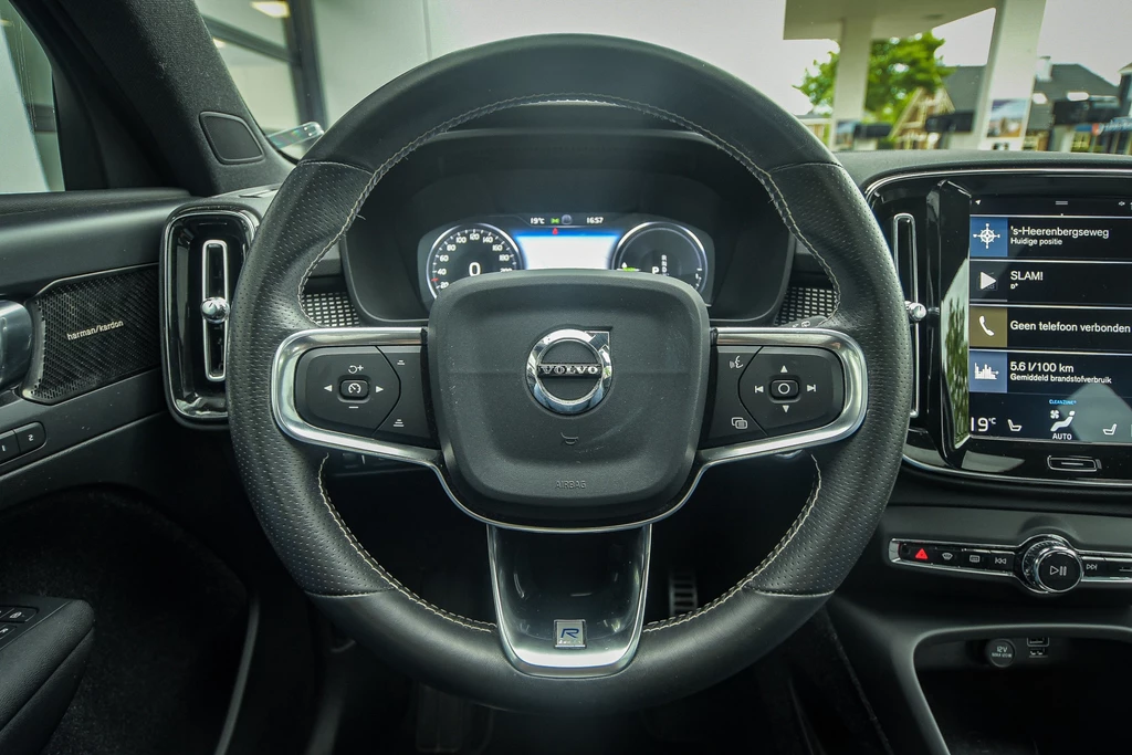 Volvo XC40 – foto 16