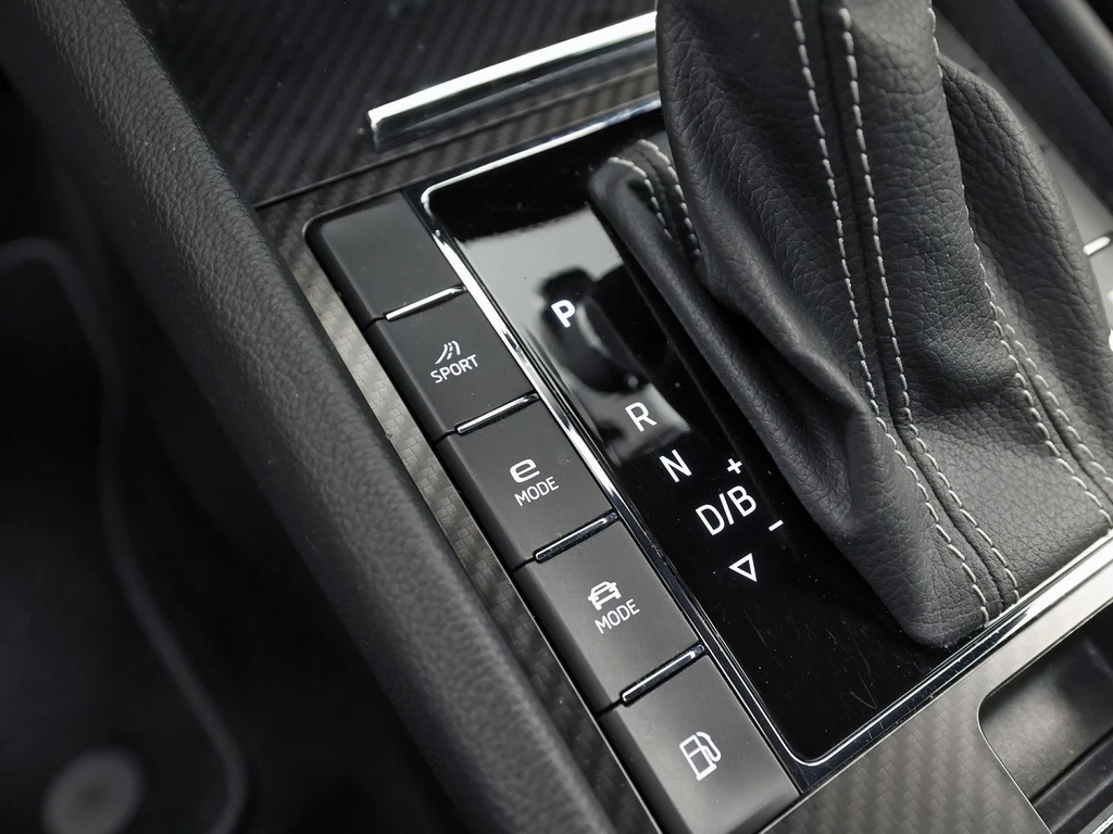 Škoda Superb – foto 13