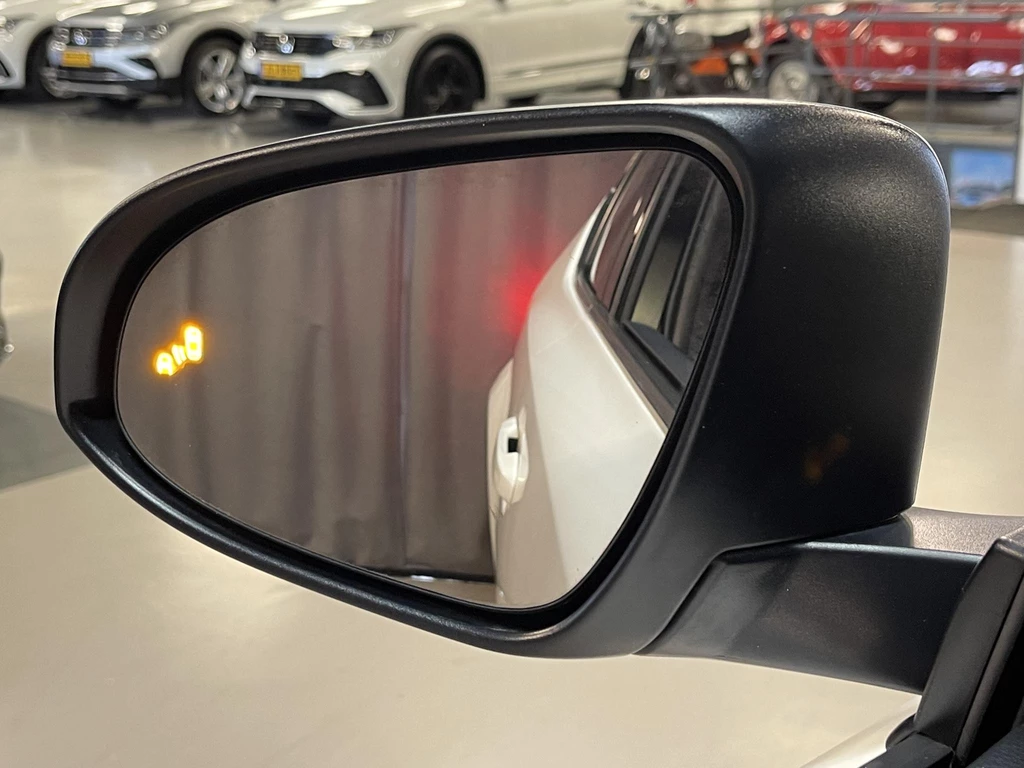 Toyota C-HR – foto 12