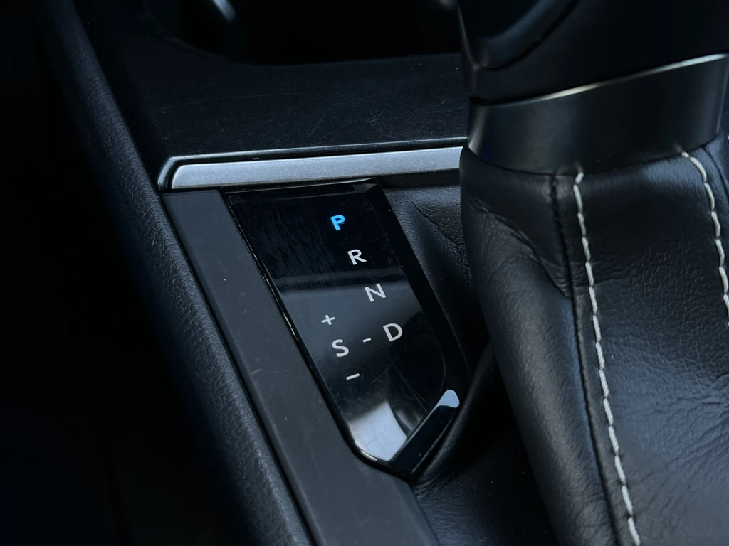 Lexus UX – foto 25