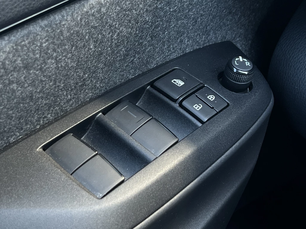 Toyota Yaris – foto 11