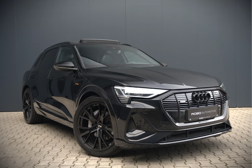 Audi e-tron – foto 13