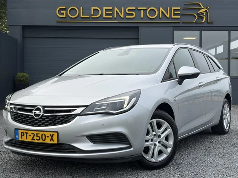 Opel Astra Sports Tourer 1.0 Online Edition ✓2e Eigenaar✓Carplay✓Navi✓Trekhaak✓Net beurt gehad✓Clima✓Cruise✓Pdc V+A✓105pk✓N.A.P✓Lm velgen✓Apk tot 10-2027