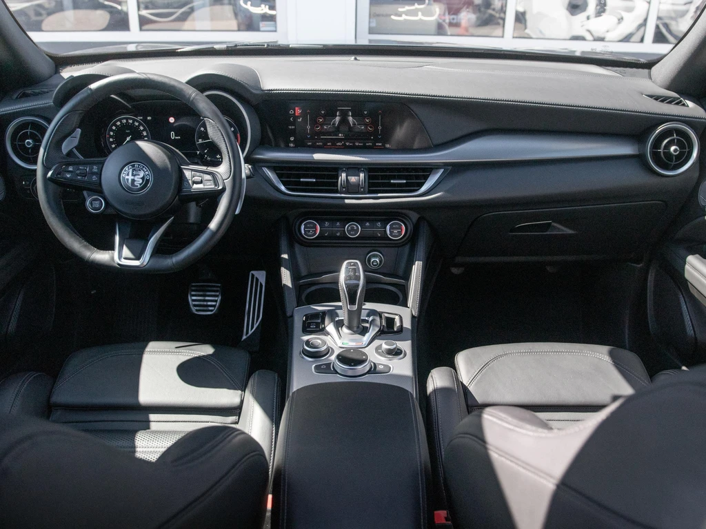 Alfa Romeo Stelvio – foto 15