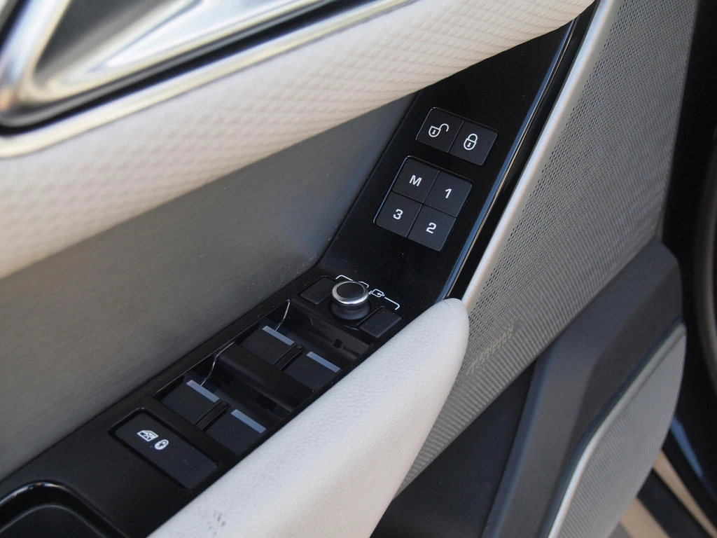 Land Rover Range Rover Velar – foto 29