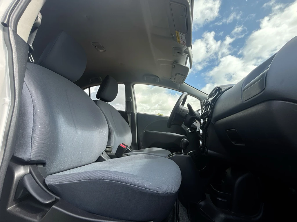 Peugeot iOn – foto 26