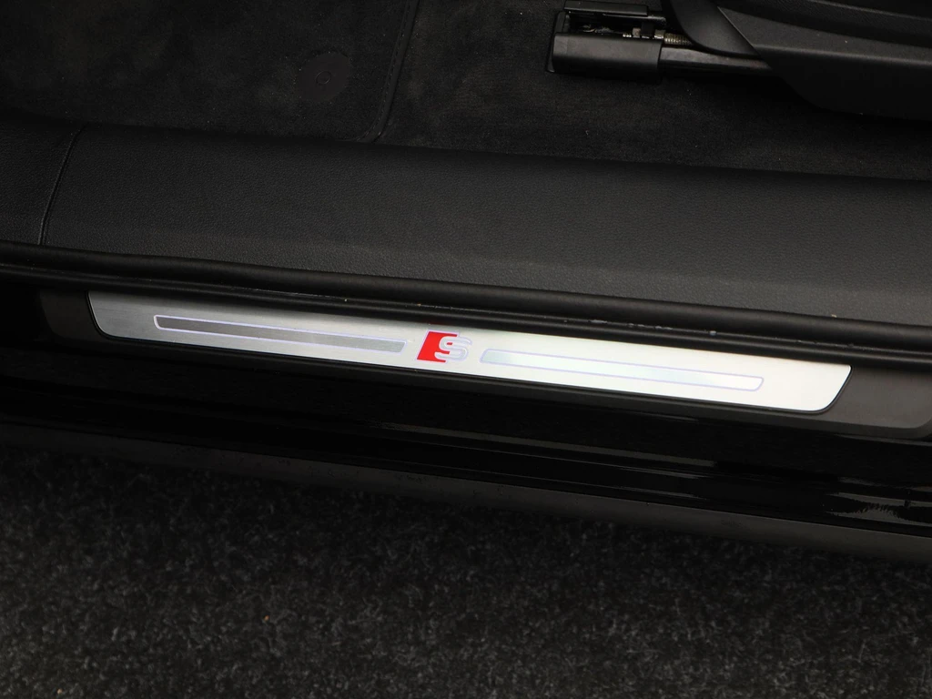 Audi Q8 e-tron – foto 24