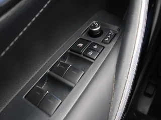 Toyota Corolla Touring Sports – thumbnail 17