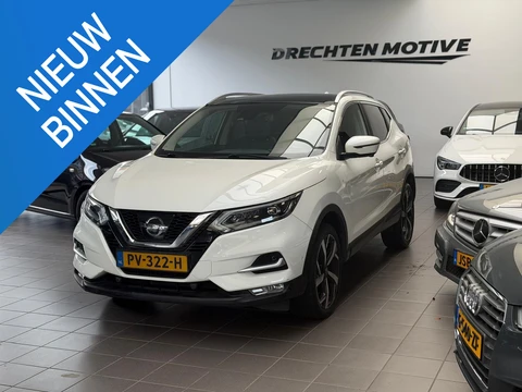 Nissan Qashqai 1.2 Tekna / Navigatie / Panoramadak /