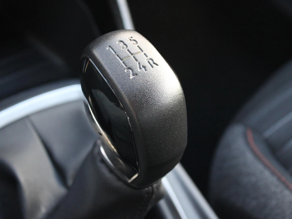Peugeot 208 – foto 28