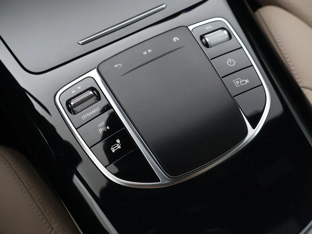 Mercedes-Benz EQC – foto 69