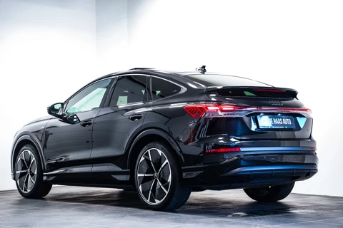 Audi Q4 Sportback e-tron 50 quattro S-Line|Pano dak|Trekhaak|Head up|Warmtepomp