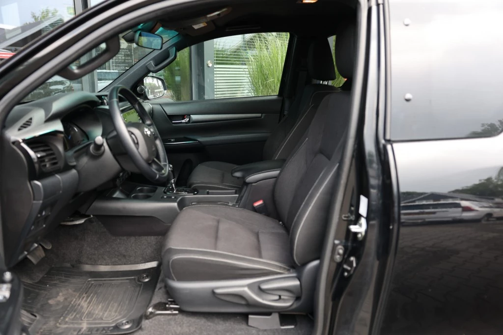 Toyota Hilux – foto 11