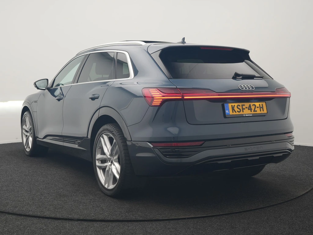 Audi Q8 e-tron – foto 4