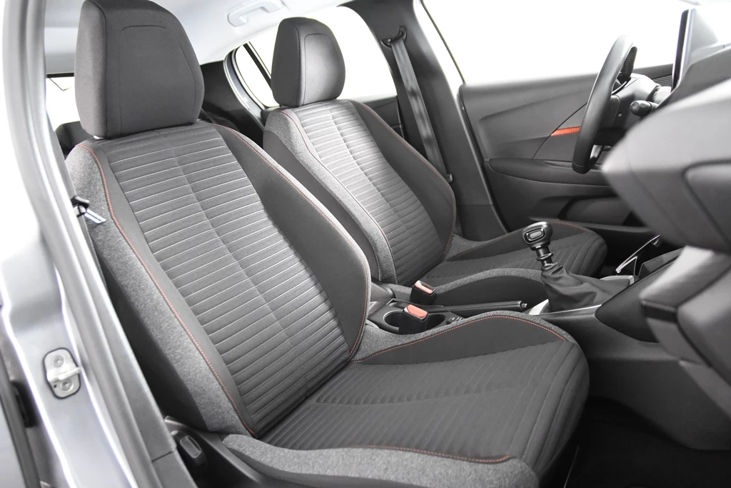 Peugeot 208 – foto 16