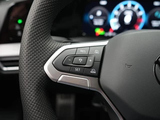 Volkswagen Golf – thumbnail 18