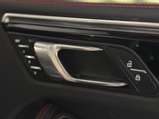 Porsche Macan – thumbnail 19