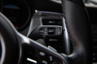 Porsche Macan – thumbnail 24