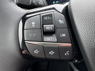 Ford Kuga – thumbnail 21