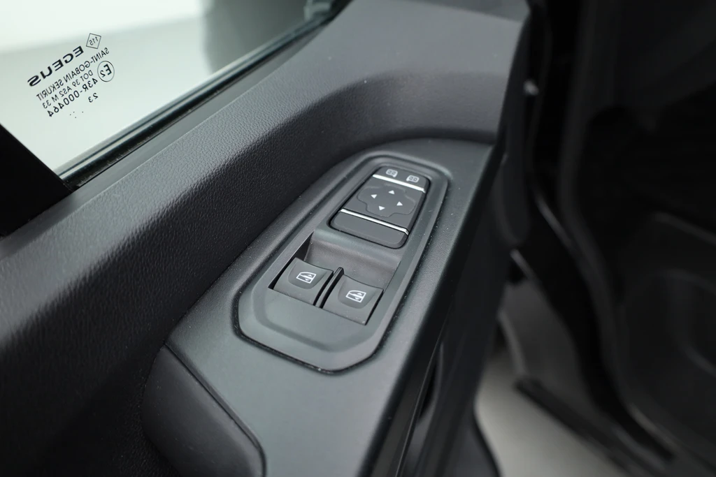 Renault Trafic – foto 10
