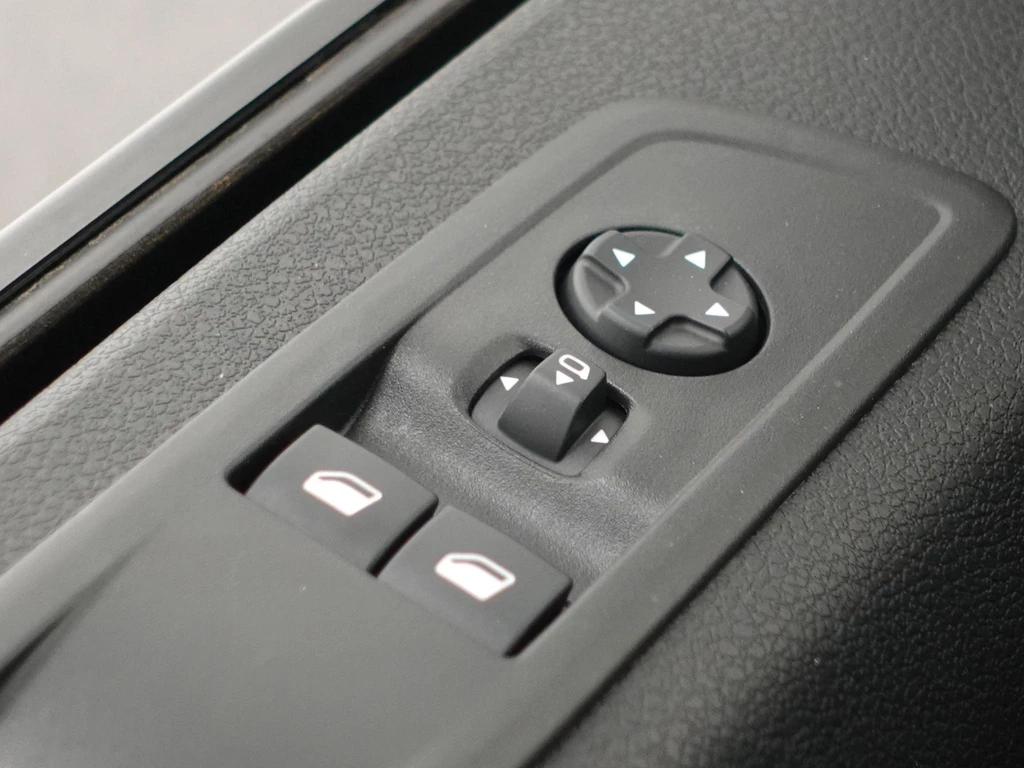 Opel Vivaro – foto 33