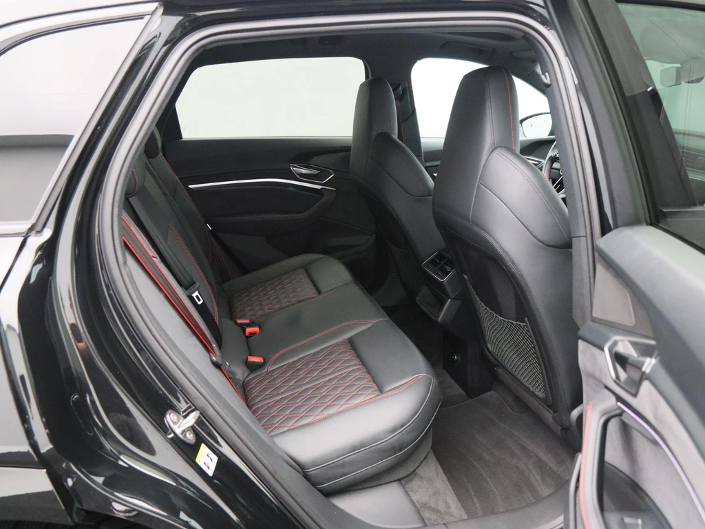Audi Q8 e-tron – foto 48