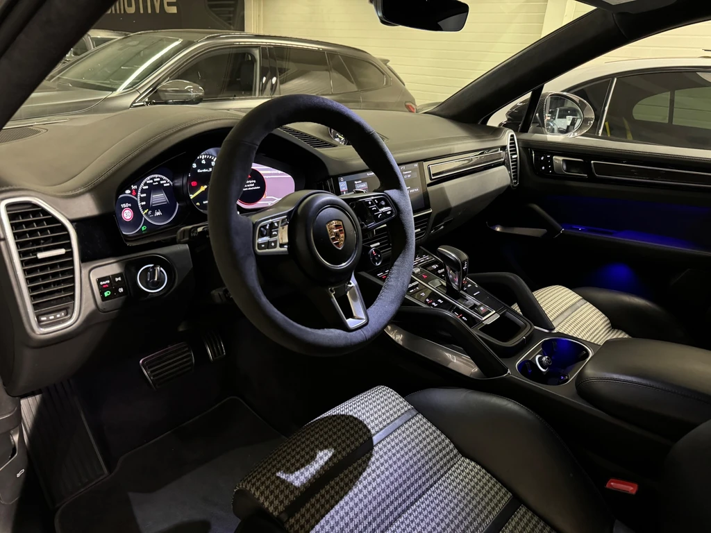 Porsche Cayenne – foto 16