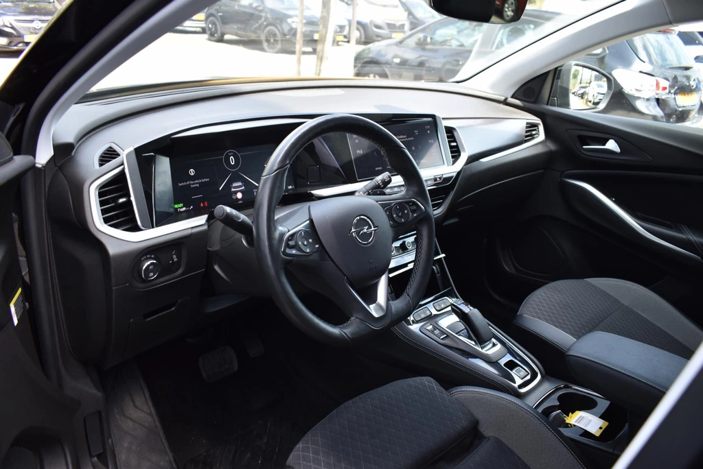 Opel Grandland – foto 21